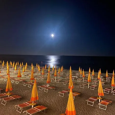 The Dream - Seafront Loft Apartment Giardini Naxos Exterior photo