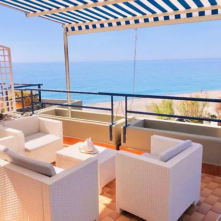 The Dream - Seafront Loft Apartment Giardini Naxos Exterior photo