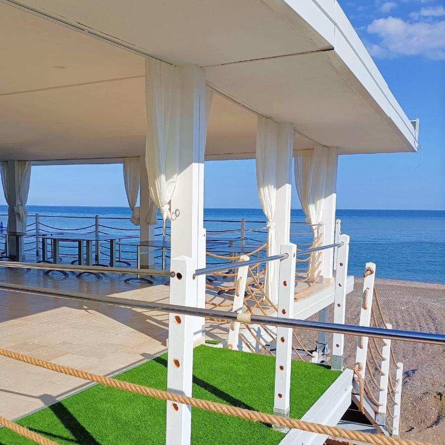 Apartment The Dream - Seafront Loft Giardini Naxos